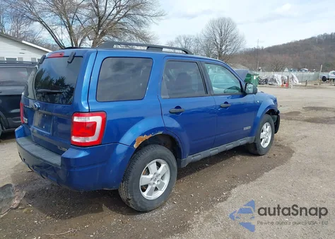 2008 Ford Escape Xlt z USA, uszkodzony, nr VIN 1FMCU03148KD00559